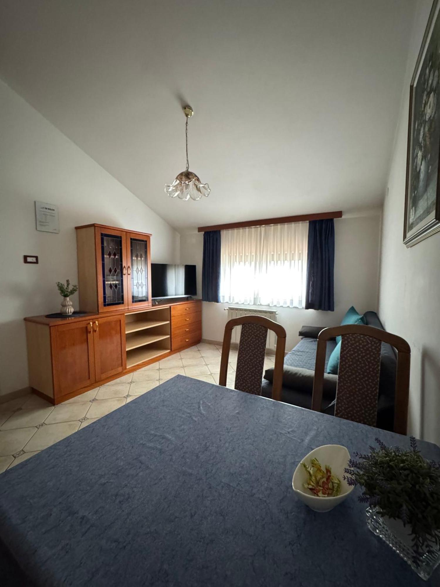 Apartments Villa Mirjam Porec Exterior photo